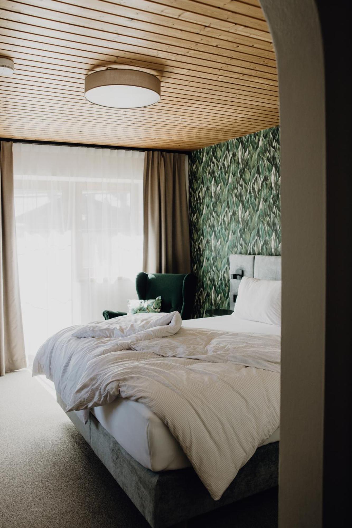 Dorfcafe Unken Hotelpension Swirtshaus Im Dorf Esterno foto